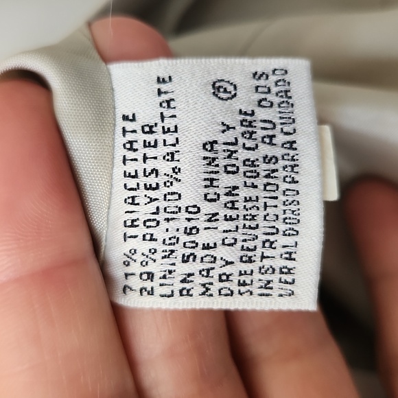 Albert Nipon Vintage 2 Piece Skirt Suit - Picture 13 of 17